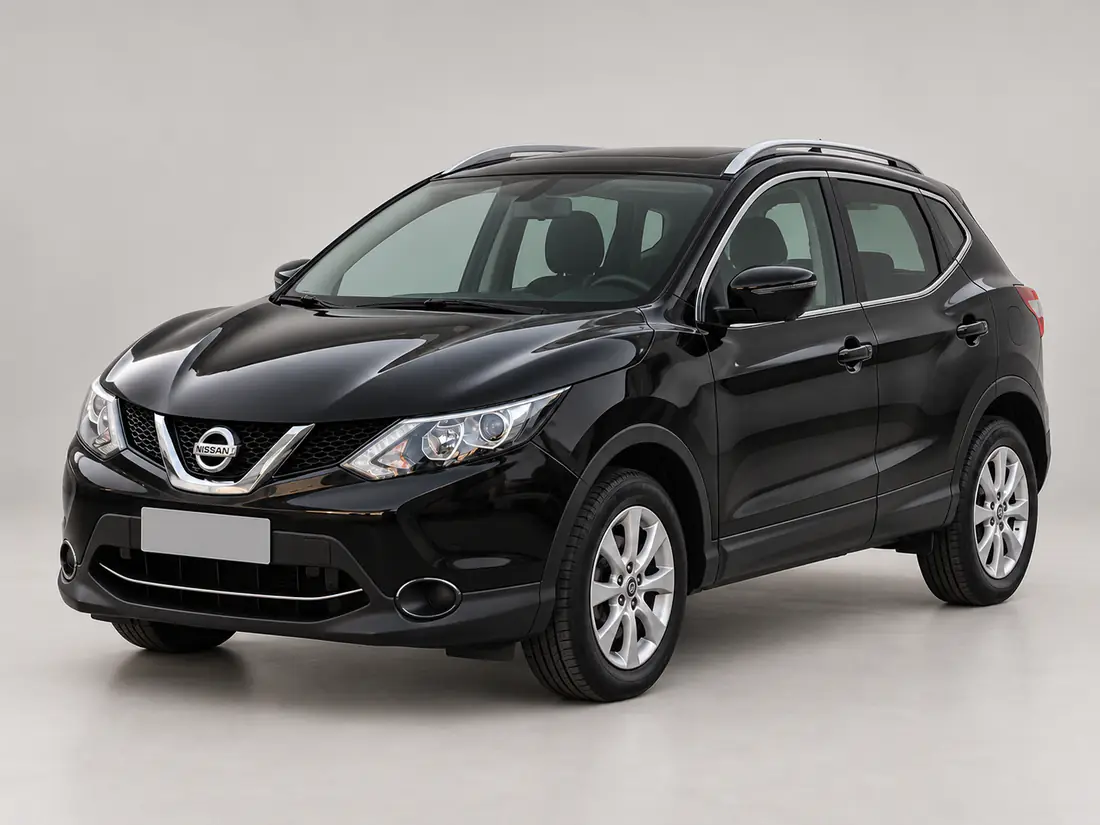 Nissan Qashqai nero visto di tre quarti